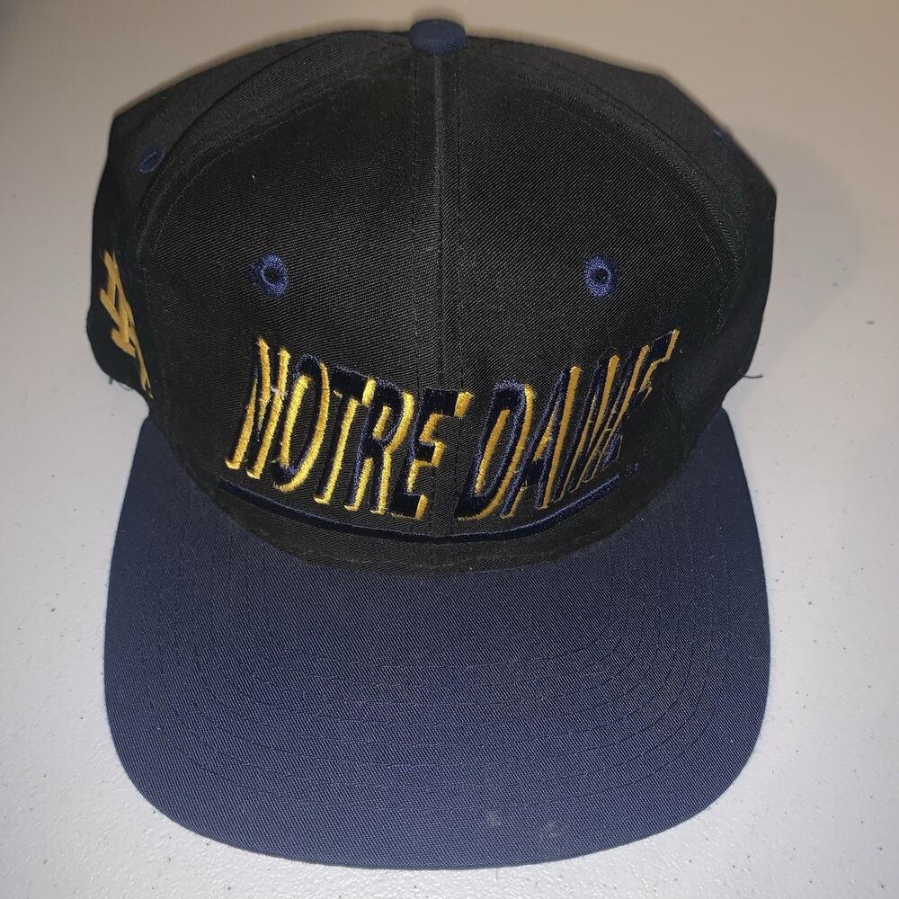 Vintage 90s University Norte Dame Fighting Irish 2 Tone Top Of The World Hat Cap